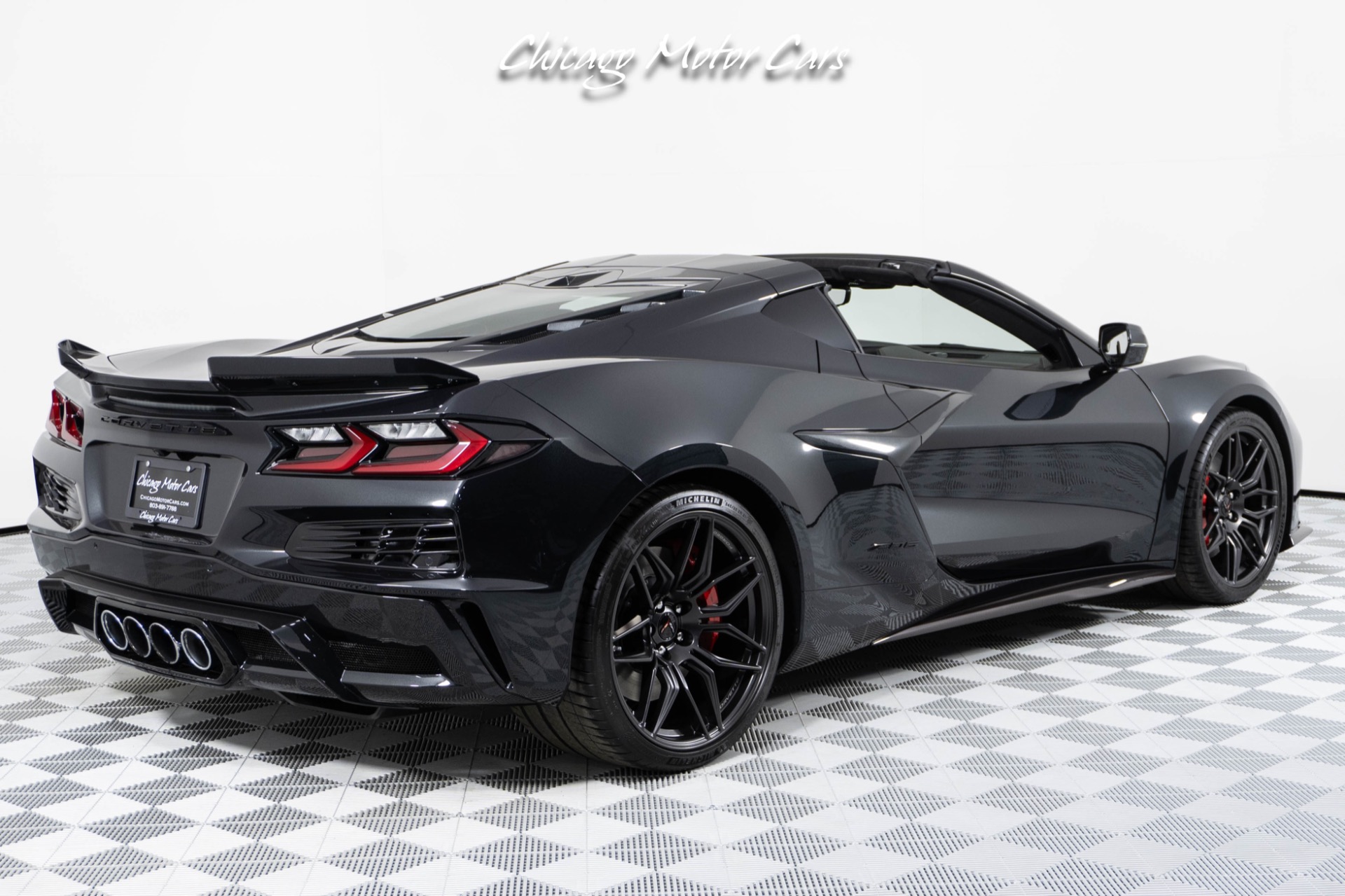 Used-2024-Chevrolet-Corvette-Z06-3LZ-Coupe-Only-4-Miles-Removable-Roof-Panel-Carbon-Fiber-Package-Loaded