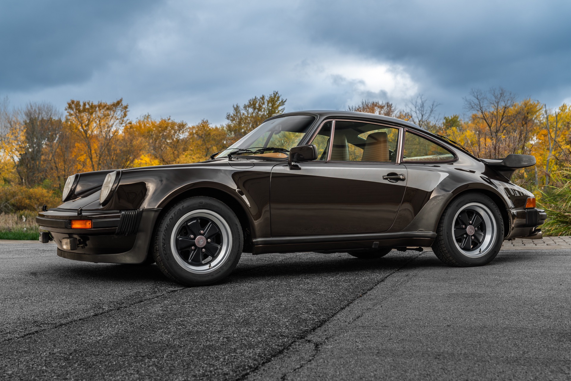 Used-1979-Porsche-930-Turbo-Japanese-Market-Car-ONLY-50k-Miles-SERVICED--DOCS-GORGEOUS