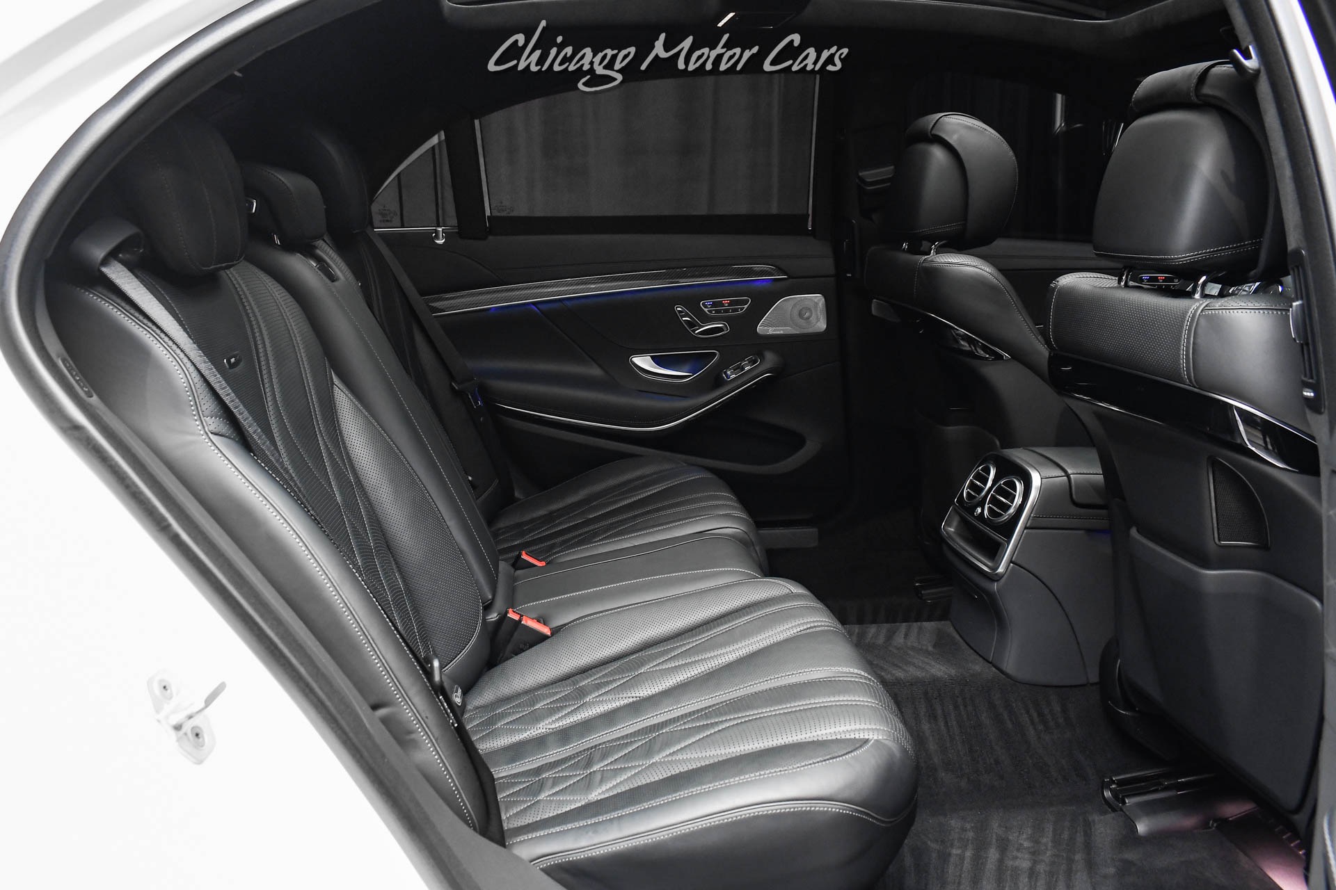 Used-2017-Mercedes-Benz-S63-AMG-Sedan-MSRP-165K-Exclusive-Trim-Pkg-Comfort-Pkg-Carbon-Trim-LOADED