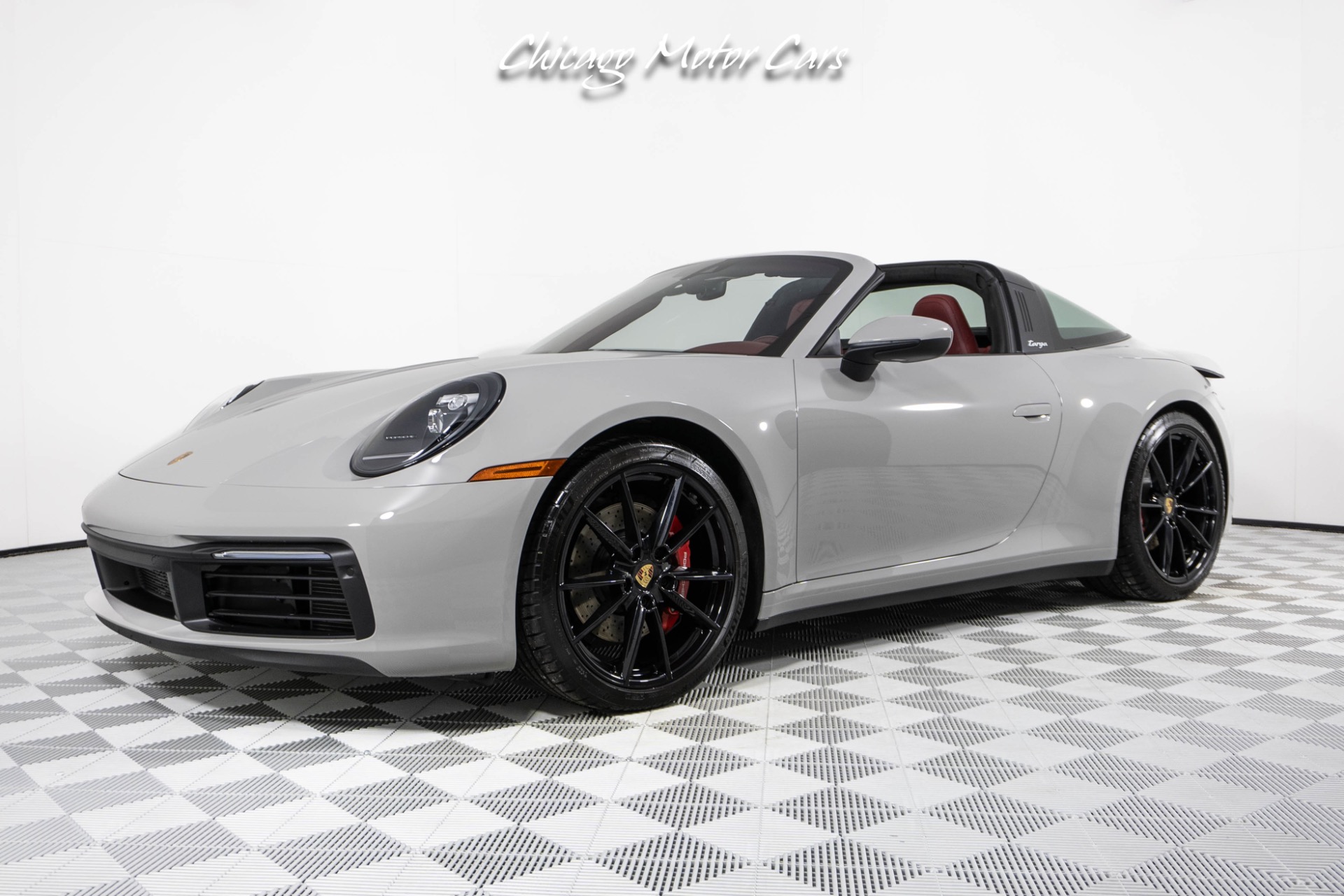 Used-2023-Porsche-911-Targa-4S-Only-789-Miles-Rare-Chalk-Paint-Bordeaux-Red-Interior-Front-end-Lifter