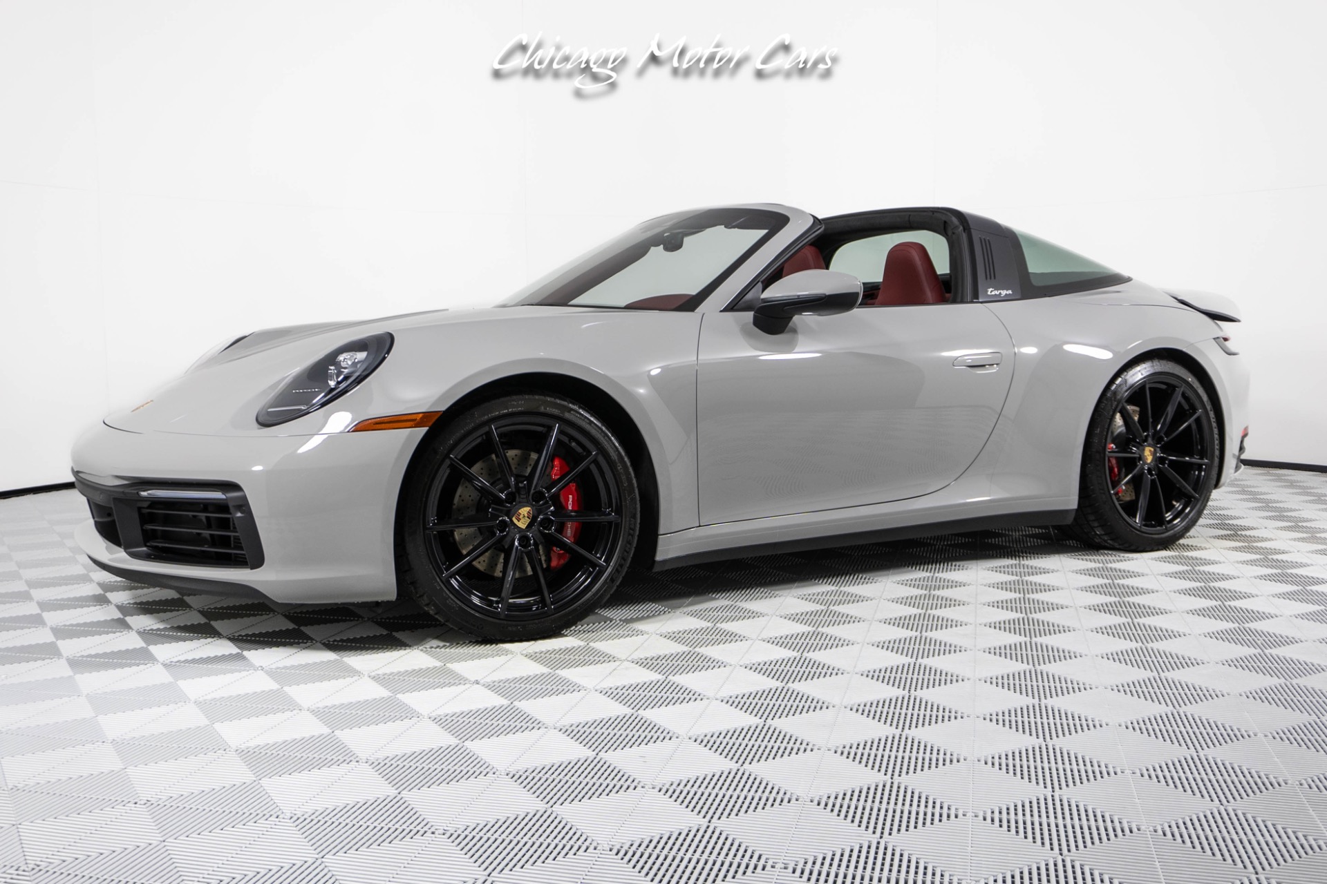 Used-2023-Porsche-911-Targa-4S-Only-789-Miles-Rare-Chalk-Paint-Bordeaux-Red-Interior-Front-end-Lifter