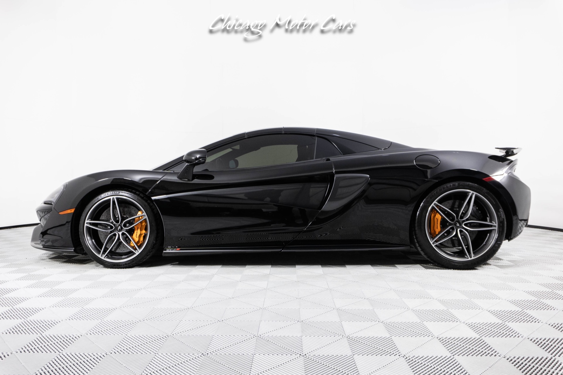 Used-2019-McLaren-570S-Spider-Convertible-Only-6K-Miles-MSO-Titanium-Exhaust-Carbon-Ceramic-Brakes