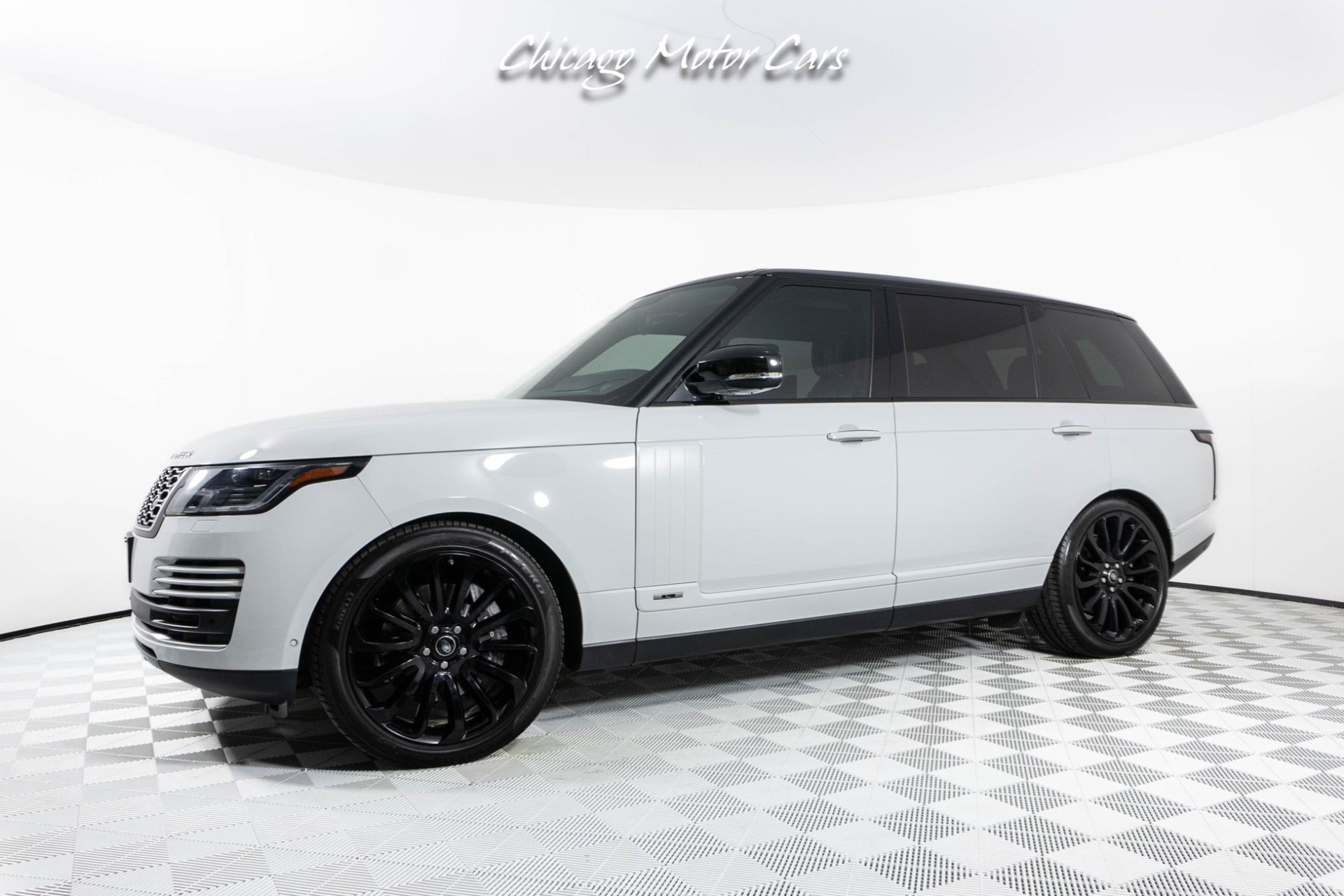 Used-2018-Land-Rover-Range-Rover-Autobiography-LWB-Black-Contrast-Roof-22-Wheels-W-Diamond-Turned-Finish