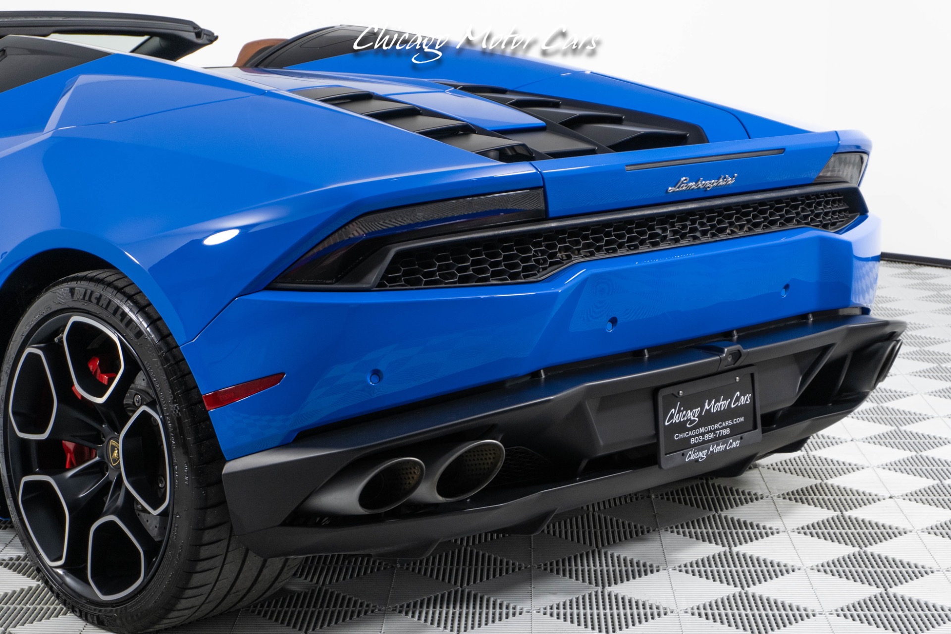 Used 2016 Lamborghini Huracan LP610-4 Spyder! Ad Personam Blu 