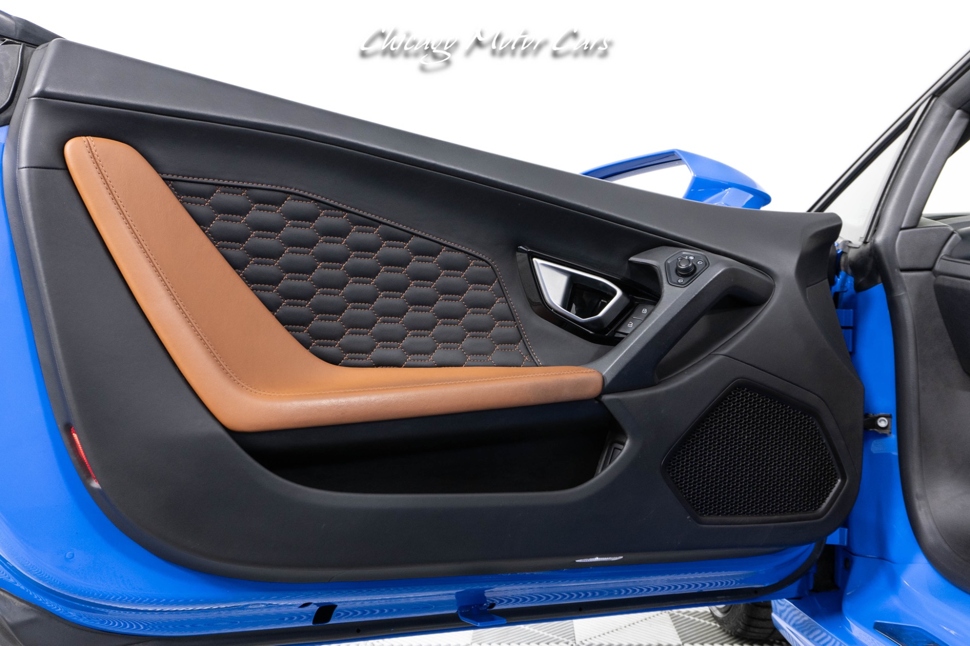 Used-2016-Lamborghini-Huracan-LP610-4-Spyder-Ad-Personam-Blu-Lemans-Front-End-PPF-Front-End-Lifter-Loaded