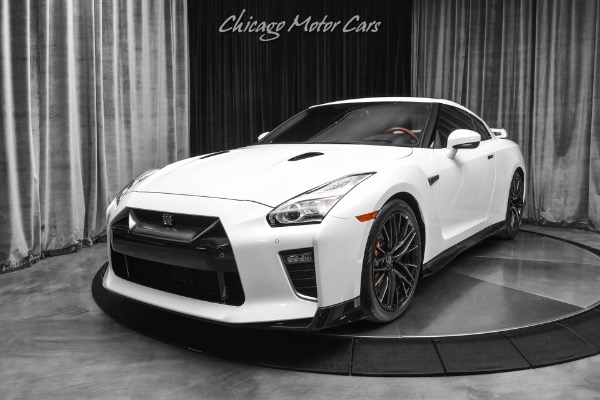 Used-2023-Nissan-GT-R-Premium-Coupe-Only-802-Miles-Pearl-White-Red-Amber-LOADED-Perfect