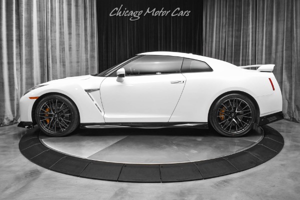 Used-2023-Nissan-GT-R-Premium-Coupe-Only-802-Miles-Pearl-White-Red-Amber-LOADED-Perfect