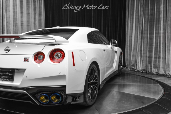 Used-2023-Nissan-GT-R-Premium-Coupe-Only-802-Miles-Pearl-White-Red-Amber-LOADED-Perfect