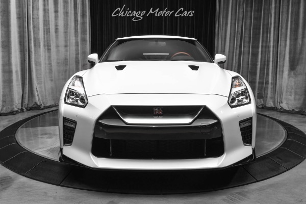 Used-2023-Nissan-GT-R-Premium-Coupe-Only-802-Miles-Pearl-White-Red-Amber-LOADED-Perfect