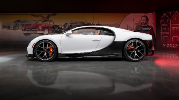 Used-2022-Bugatti-Chiron-Pur-Sport-Coupe-1-of-60-Made-Bespoke-1-of-1-Spec-TONS-of-Carbon-LOADED