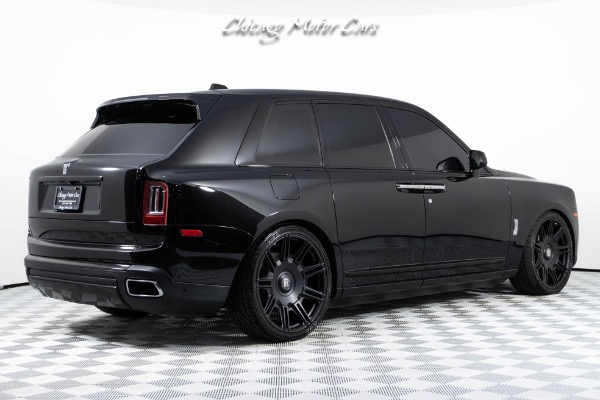 Used-2020-Rolls-Royce-Cullinan-Blackout-Package-Custom-Novitec-Wheels-Beautiful-Color-Combo-Loaded