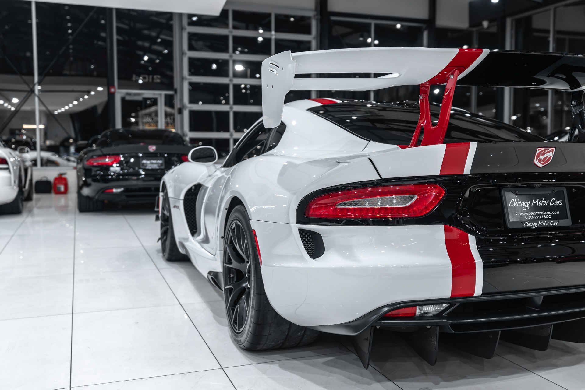 Used-2016-Dodge-Viper-ACR-Extreme-Aero-Pkg-Coupe-Black---Red-Painted-Stripes-ONLY-12k-Miles