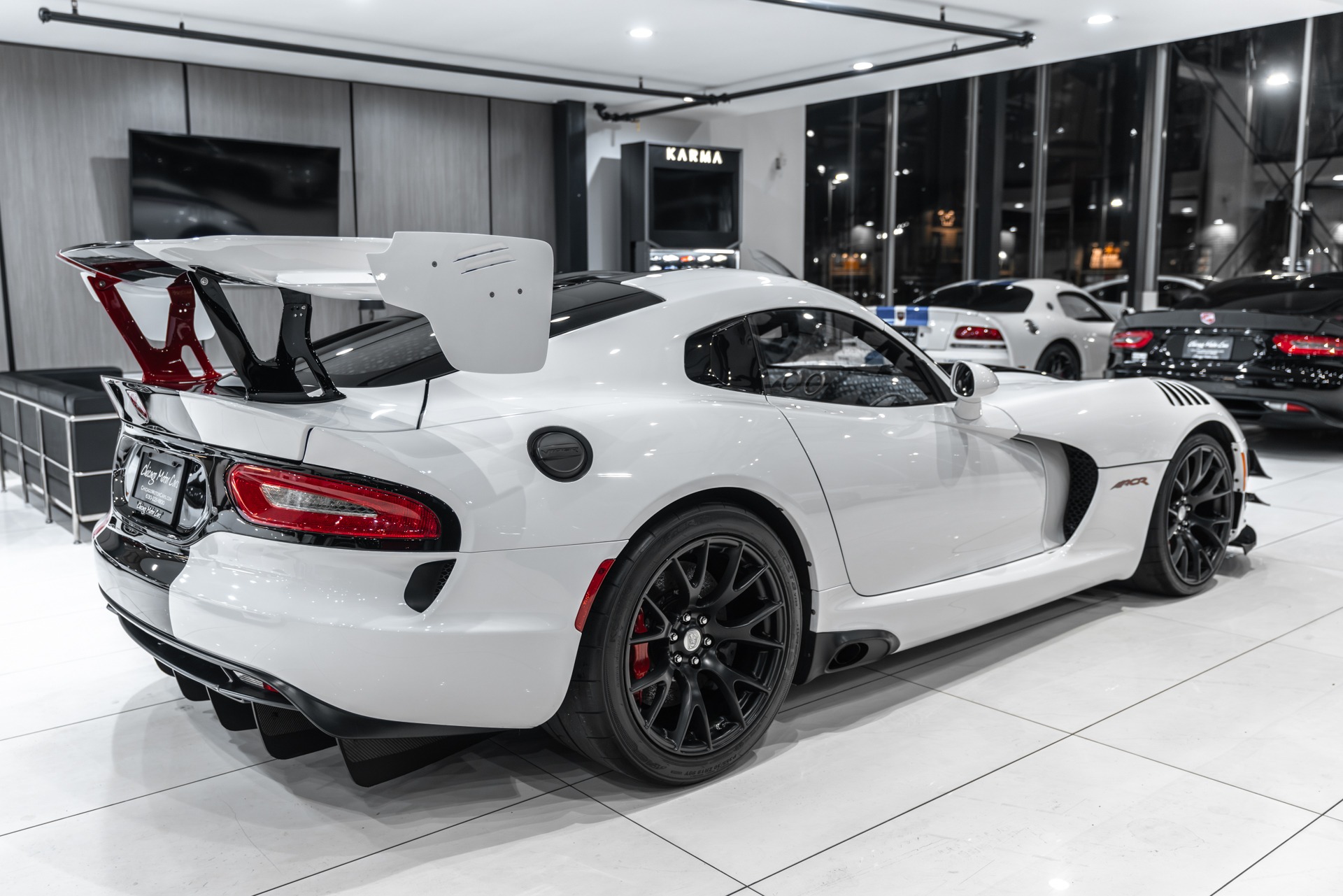 Used-2016-Dodge-Viper-ACR-Extreme-Aero-Pkg-Coupe-Black---Red-Painted-Stripes-ONLY-12k-Miles