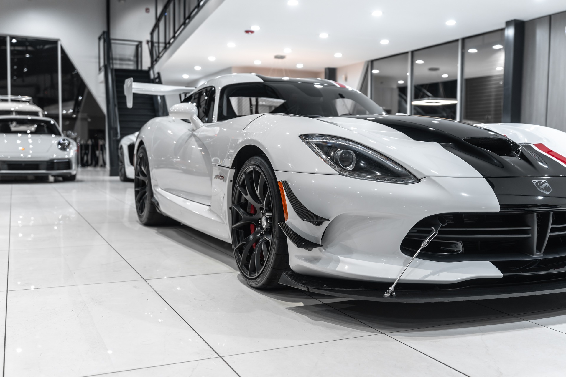 Used-2016-Dodge-Viper-ACR-Extreme-Aero-Pkg-Coupe-Black---Red-Painted-Stripes-ONLY-12k-Miles