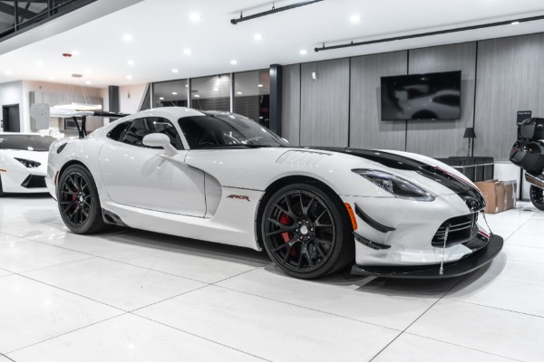 Used-2016-Dodge-Viper-ACR-Extreme-Aero-Pkg-Coupe-Black---Red-Painted-Stripes-ONLY-12k-Miles