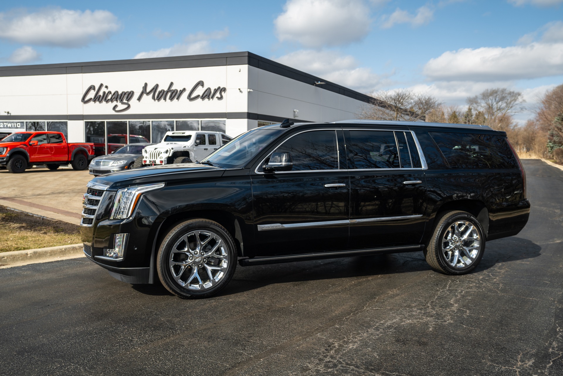 Used-2018-Cadillac-Escalade-ESV-Premium-Luxury-SUV-Rear-Seat-Entertainment-Stunning-Color-MSRP-80K