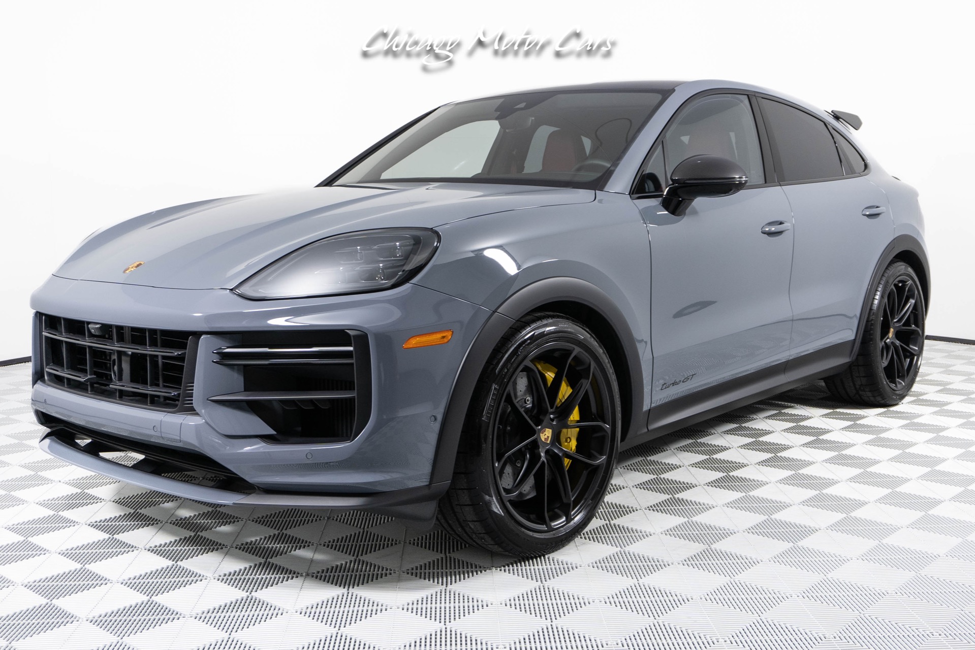 Used-2024-Porsche-Cayenne-Turbo-GT-Only-3K-Miles-Beautiful-Color-Combo-360-Surround-View-Soft-Close-Doors