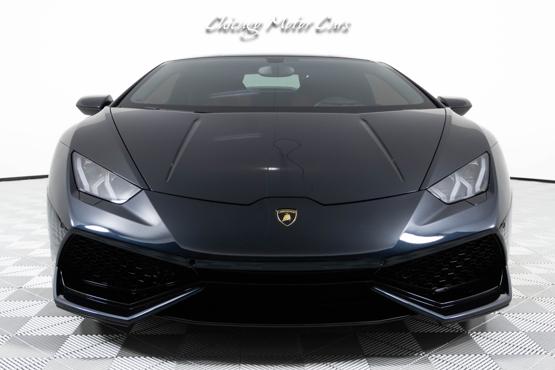 Used-2015-Lamborghini-Huracan-LP610-4-Only-7k-Miles-Performance-Exhaust-Rare-Color-Combo-Loaded