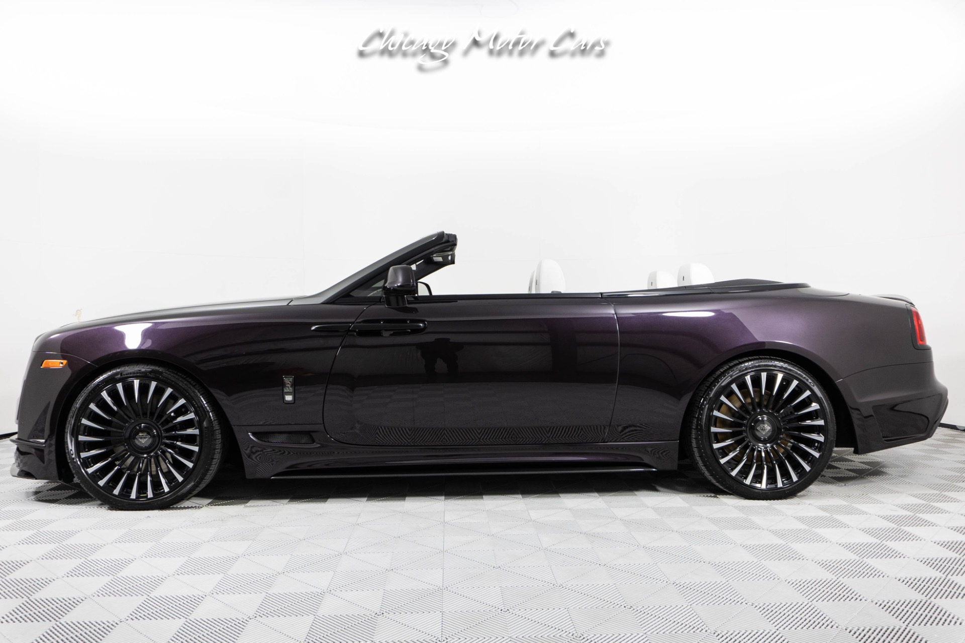 Used-2018-Rolls-Royce-Dawn-Black-Badge-Onyx-Edition-RARE-Twilight-Purple-Exterior-Loaded