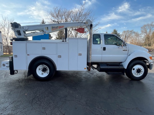 Used-2006-Ford-F-750-Cummins-59L-Diesel