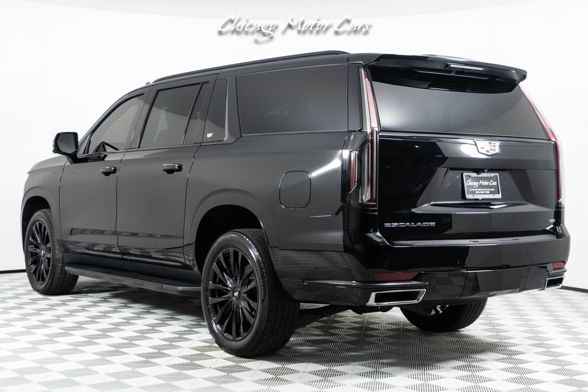 Used-2022-Cadillac-Escalade-ESV-Luxury-3-Row-SUV-Heated-Seats-Heated-Steering-Wheel-Black-Out-Pkg