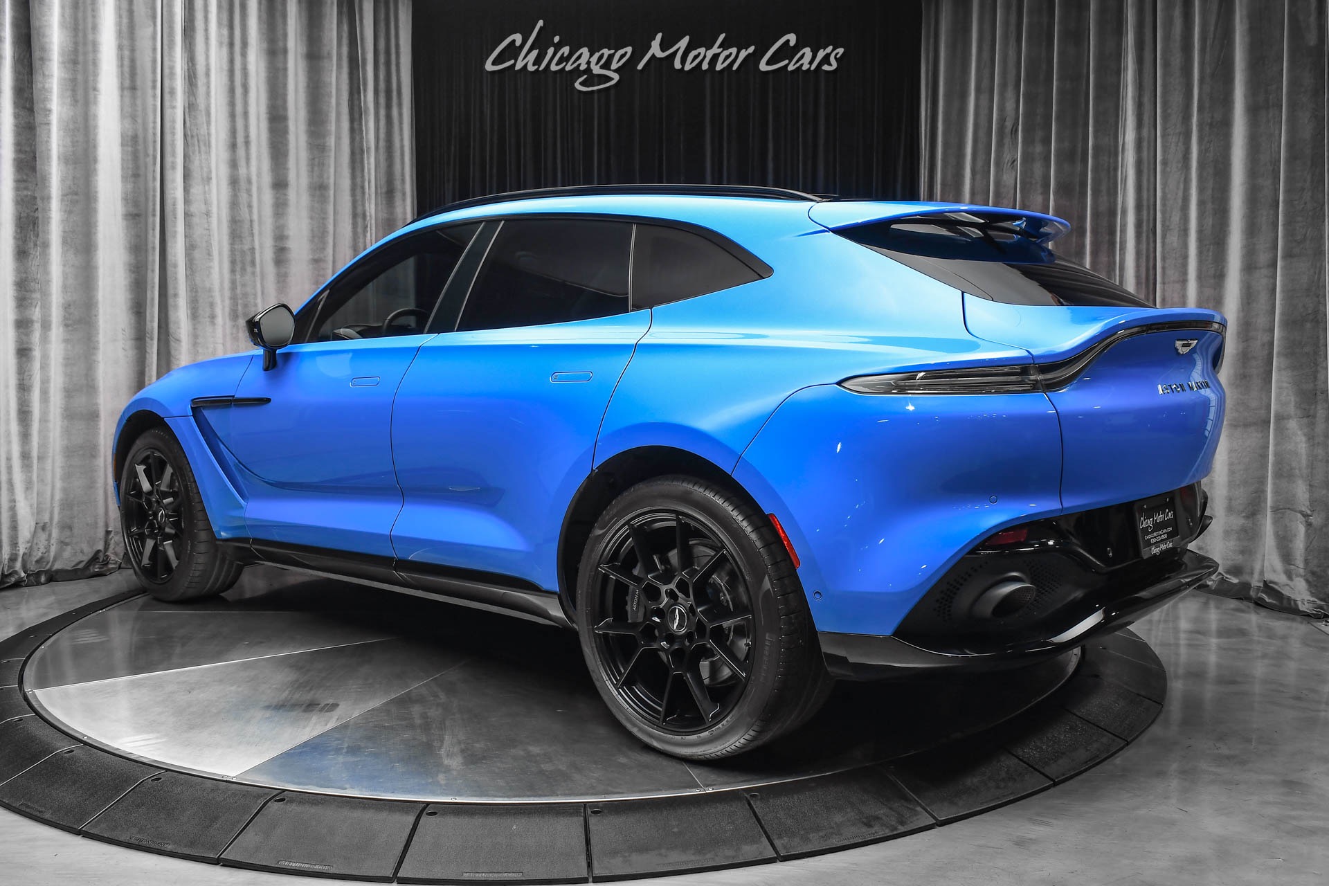 Used-2021-Aston-Martin-DBX-211k-MSRP-Elegance-Pack-Sport-Exhaust-Hot-Color-Combo-Loaded