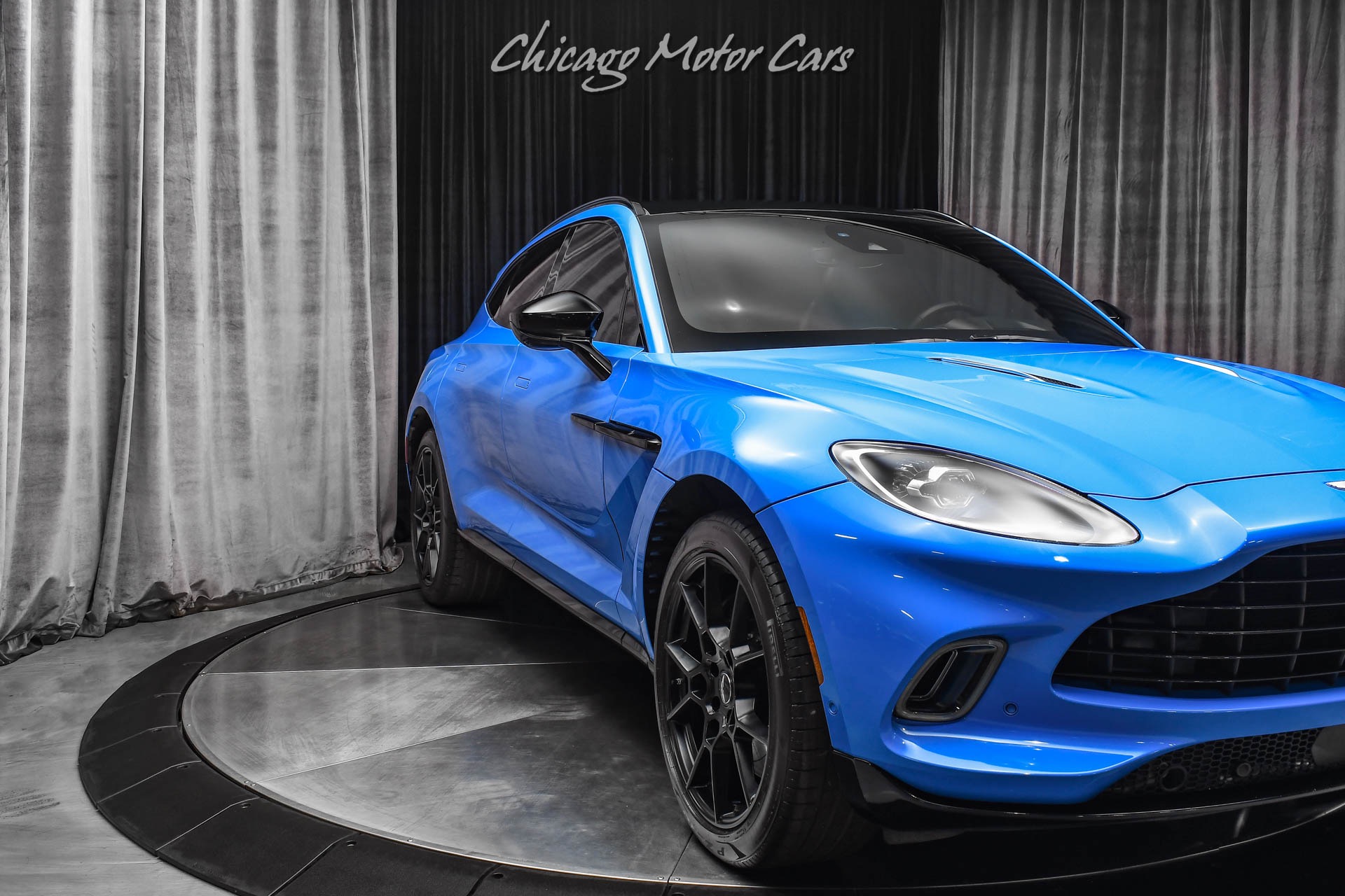 Used-2021-Aston-Martin-DBX-211k-MSRP-Elegance-Pack-Sport-Exhaust-Hot-Color-Combo-Loaded