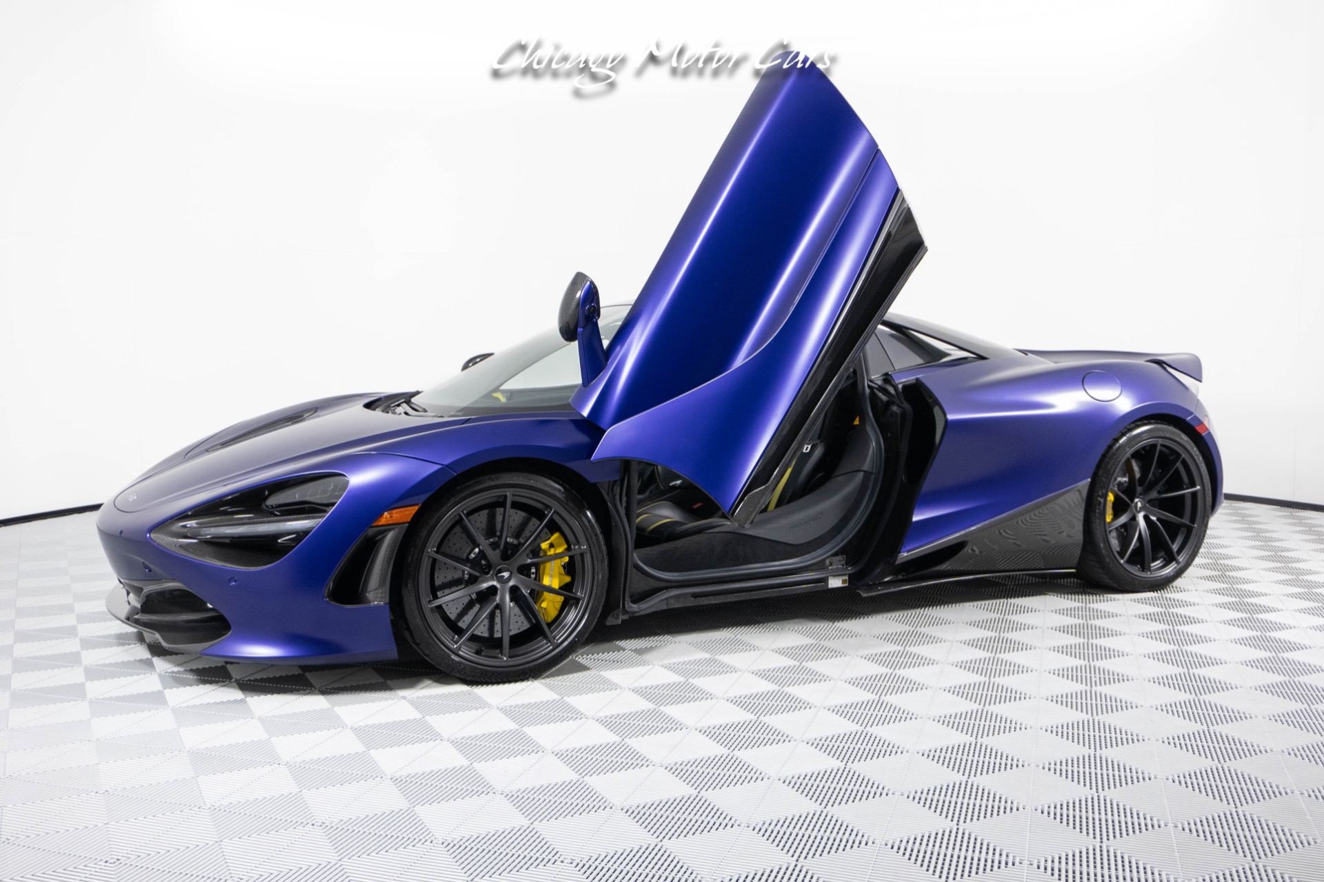 Used-2020-McLaren-720S-Spider-Performance-MSO-Lantana-Purple-TONS-Of-Carbon-Fiber-Loaded