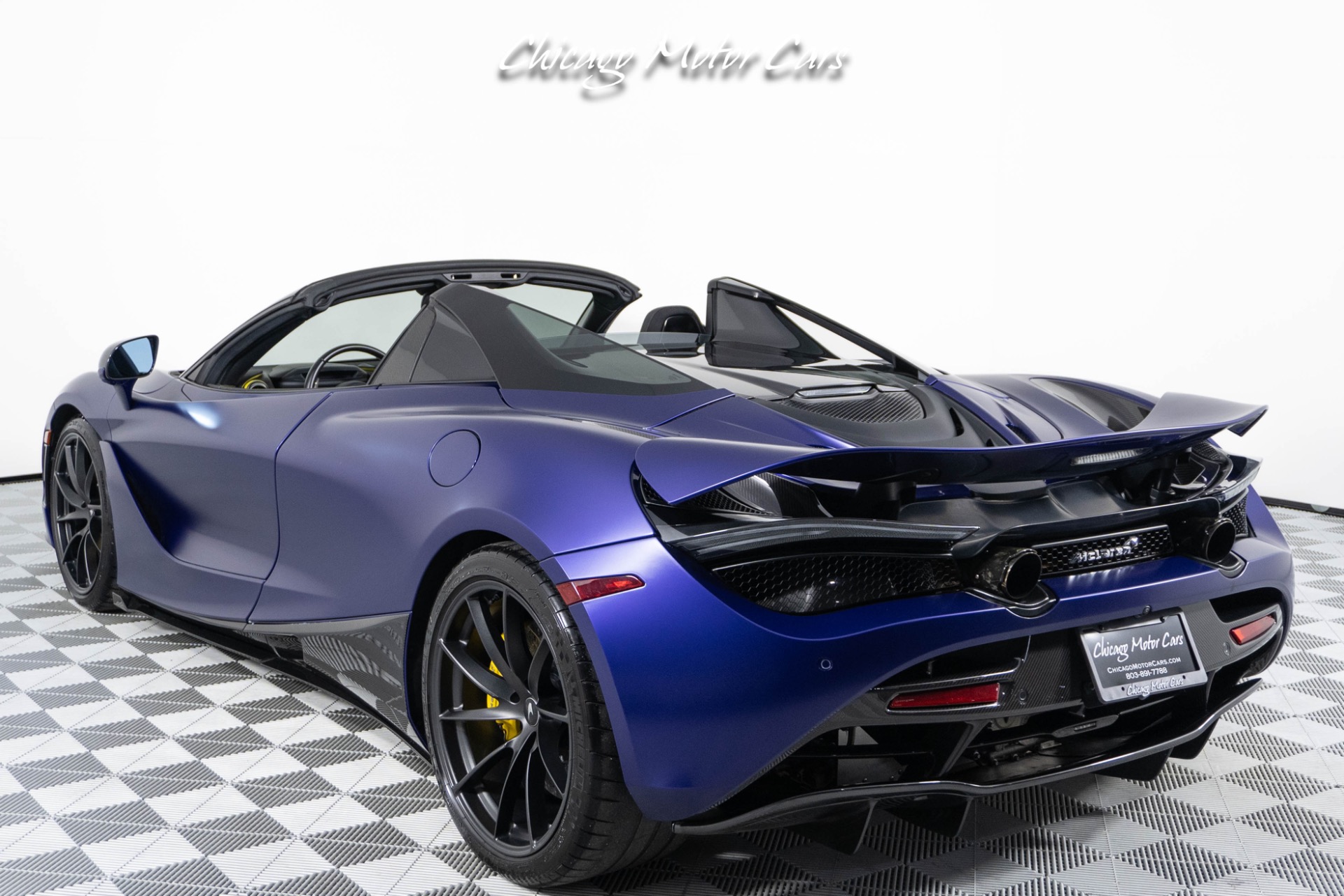 Used-2020-McLaren-720S-Spider-Performance-MSO-Lantana-Purple-TONS-Of-Carbon-Fiber-Loaded