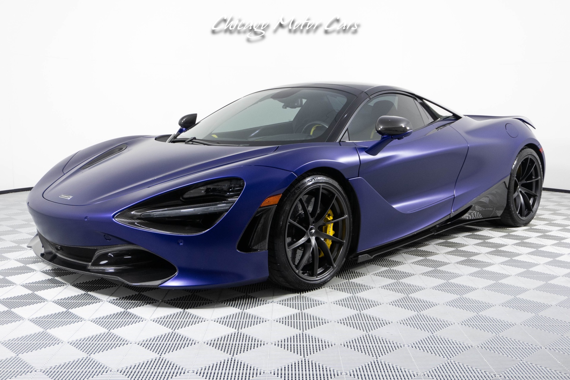 Used-2020-McLaren-720S-Spider-Performance-MSO-Lantana-Purple-TONS-Of-Carbon-Fiber-Loaded