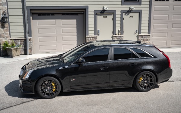 Used-2011-Cadillac-CTS-V-Wagon-ONLY-11k-Miles-Manual-Transmission-Diamond-Black-Paint-RARE