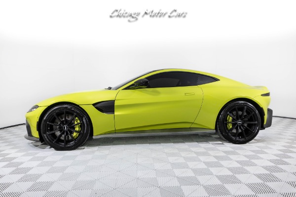 Used-2019-Aston-Martin-Vantage-AML-Lime-Essence-Paint-Carbon-Fiber-Pack-Sports-Plus-Loaded