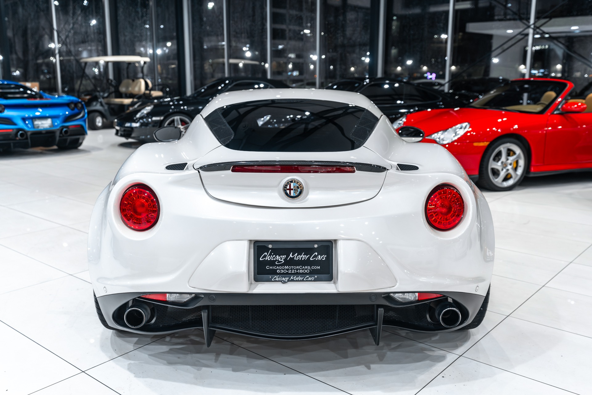 Used-2015-Alfa-Romeo-4C-Launch-Edition-Coupe-TONS-of-Carbon-RARE-1-of-ONLY-500-EVER-Made