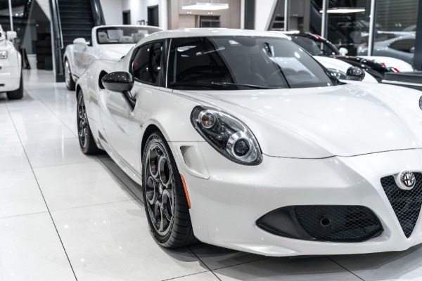 Used-2015-Alfa-Romeo-4C-Launch-Edition-Coupe-TONS-of-Carbon-RARE-1-of-ONLY-500-EVER-Made