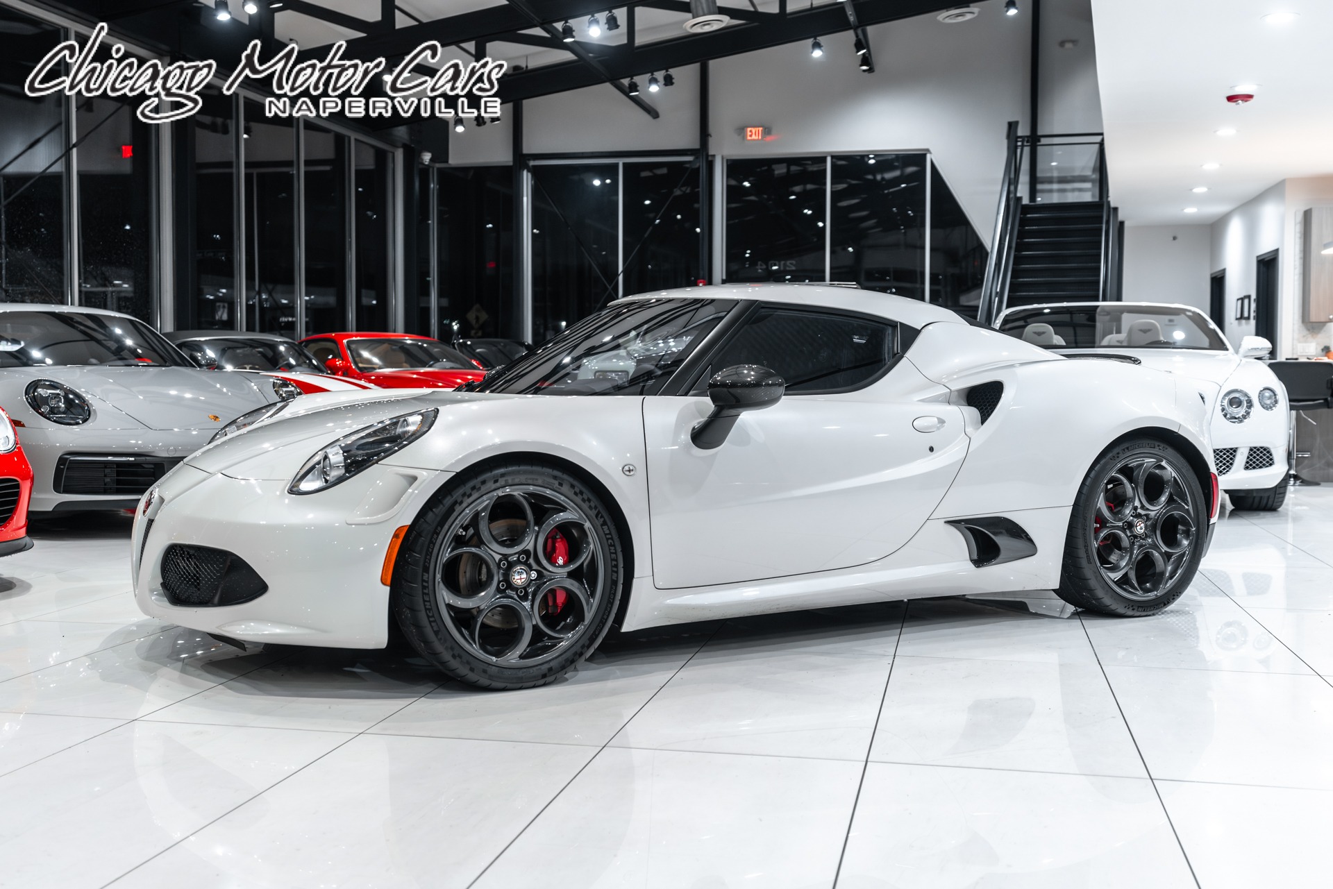 Used-2015-Alfa-Romeo-4C-Launch-Edition-Coupe-TONS-of-Carbon-RARE-1-of-ONLY-500-EVER-Made