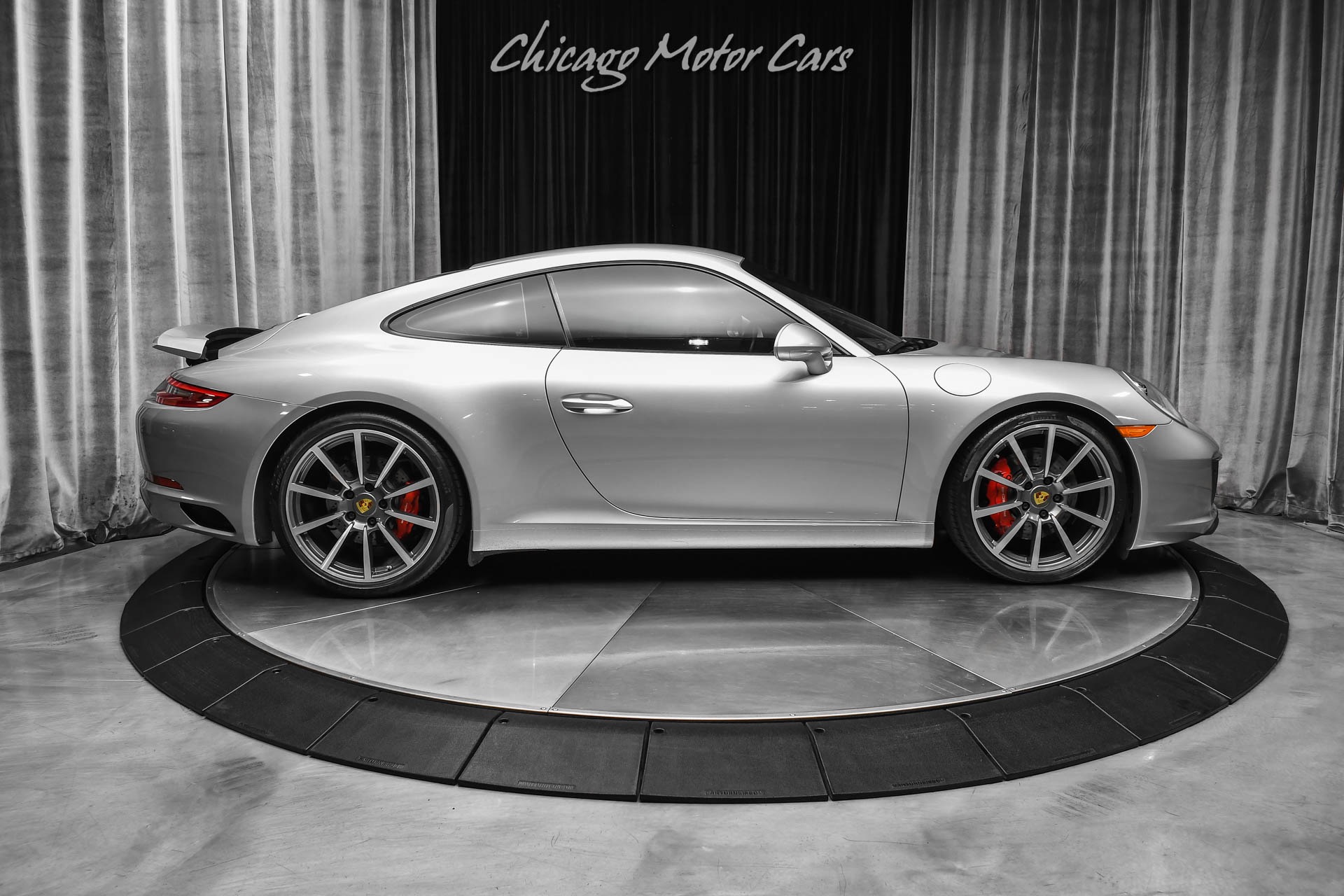 Used-2017-Porsche-911-Carrera-S-Coupe-Carbon-Interior-Pkg-Sport-Pkg-Adaptive-Seats-LOW-Miles