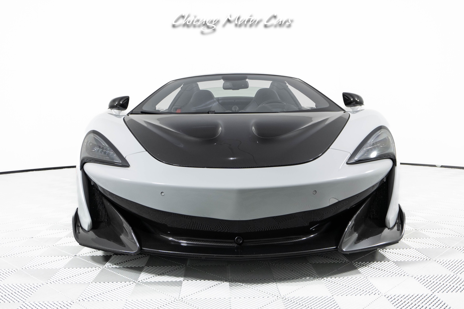 Used-2020-McLaren-600LT-Spider-Huge-MSRP-Tons-of-Carbon-Fiber-Front-End-Lifter-Only-4K-Miles-Loaded