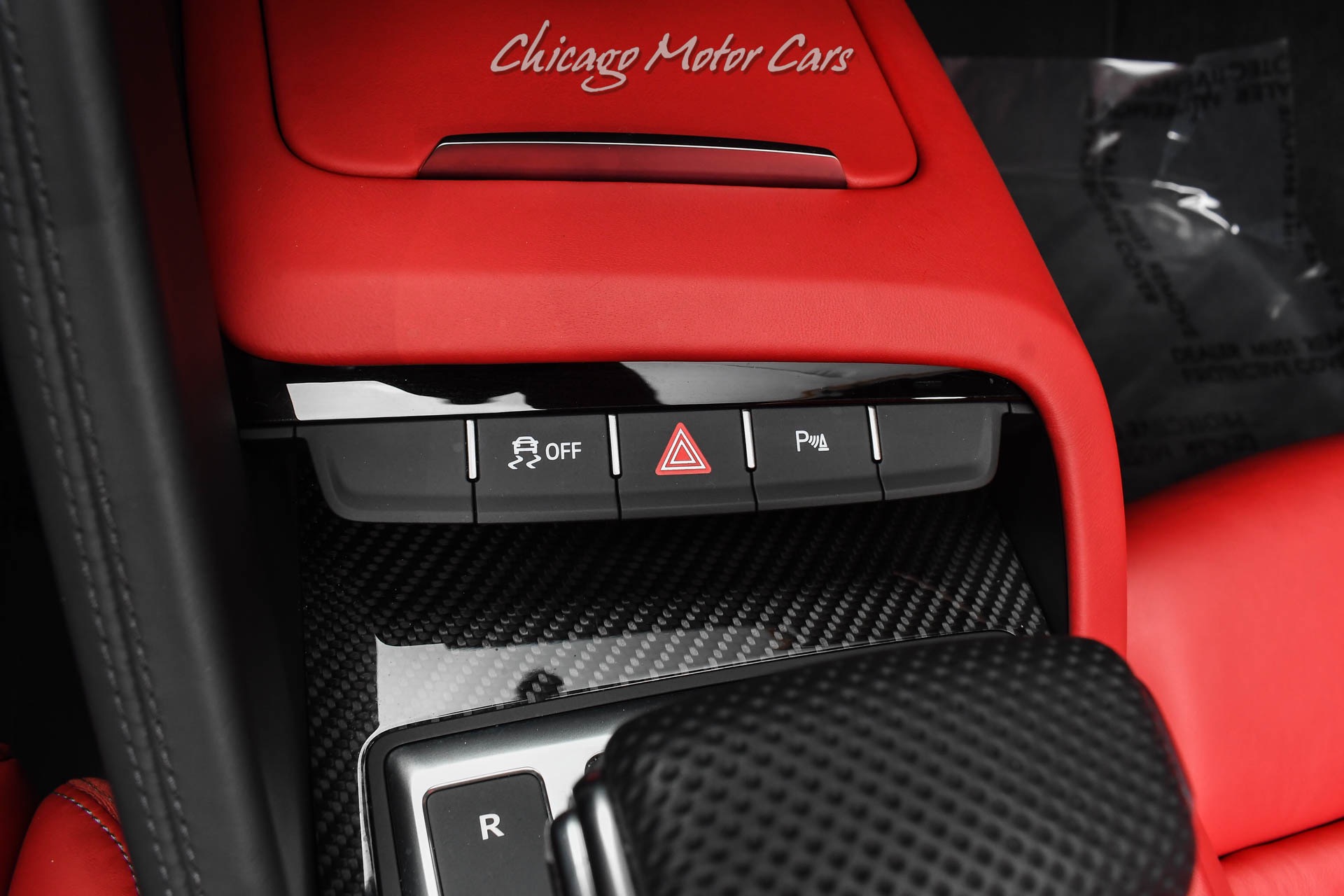 Used-2020-Audi-R8-52-quattro-V10-performance-Spyder-B-O-Sound-Tons-of-Carbon-Fiber