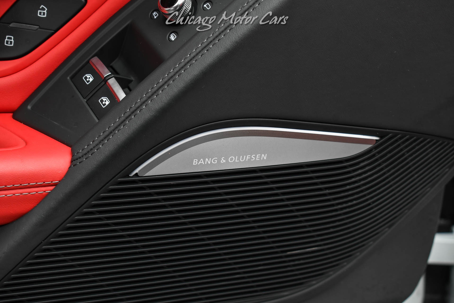 Used-2020-Audi-R8-52-quattro-V10-performance-Spyder-B-O-Sound-Tons-of-Carbon-Fiber