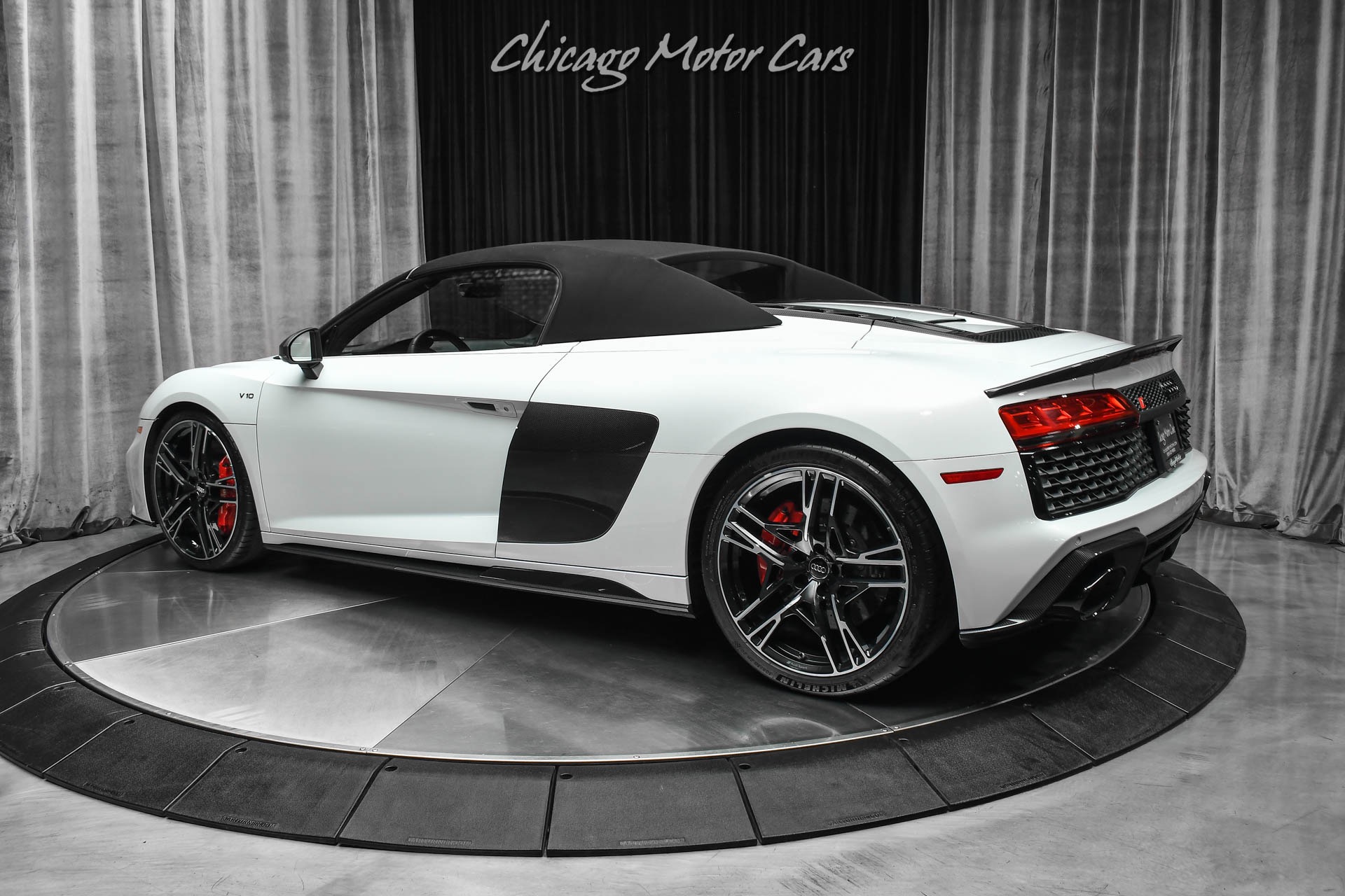 Used-2020-Audi-R8-52-quattro-V10-performance-Spyder-B-O-Sound-Tons-of-Carbon-Fiber