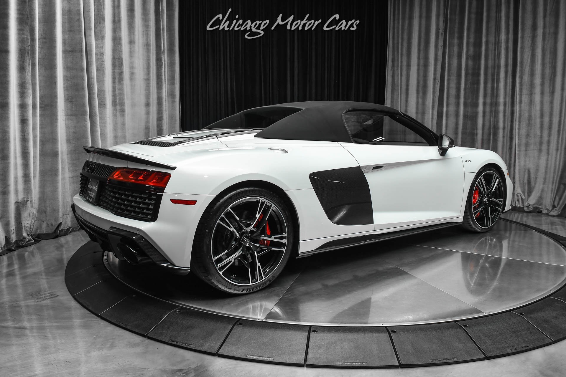 Used-2020-Audi-R8-52-quattro-V10-performance-Spyder-B-O-Sound-Tons-of-Carbon-Fiber