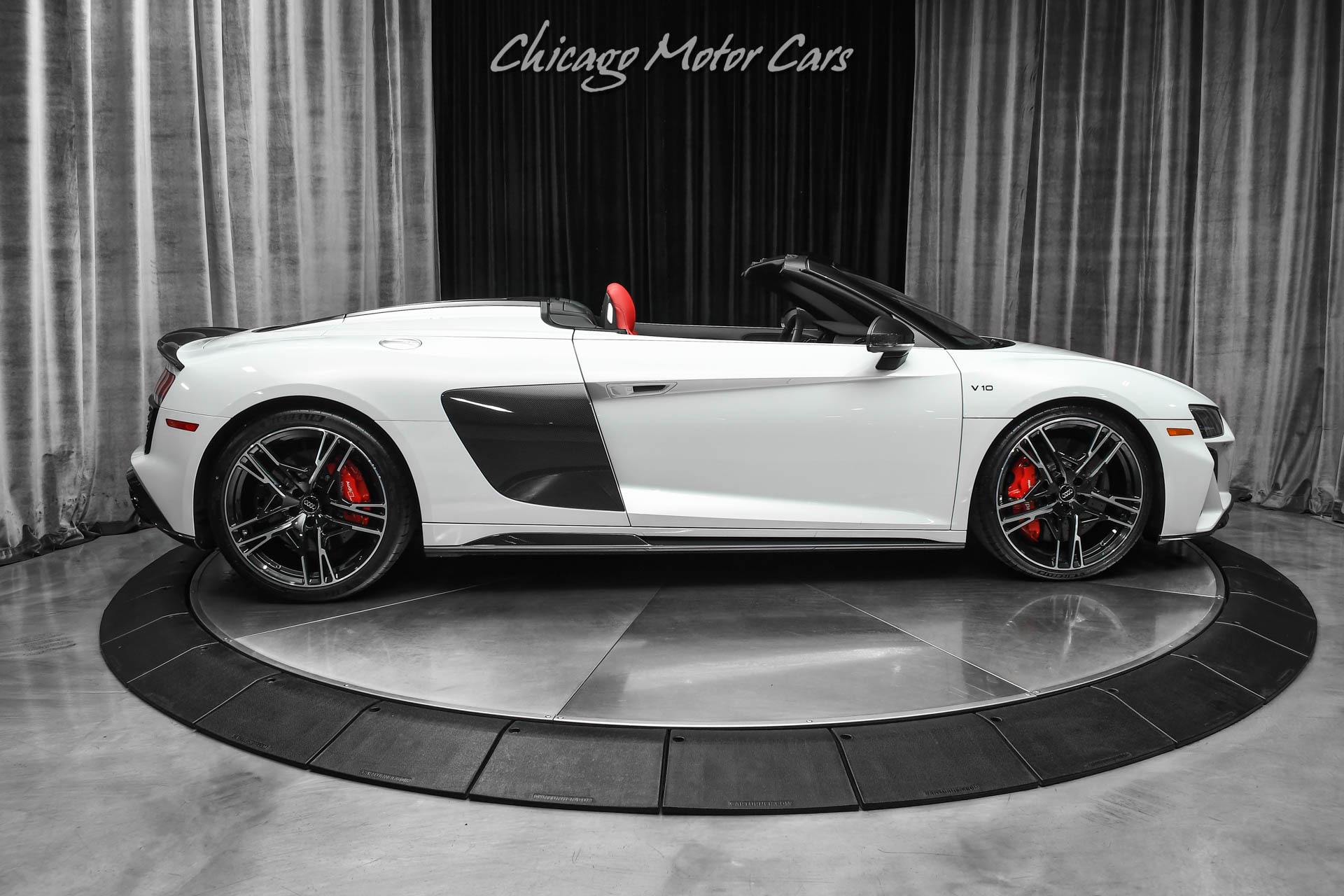 Used-2020-Audi-R8-52-quattro-V10-performance-Spyder-B-O-Sound-Tons-of-Carbon-Fiber