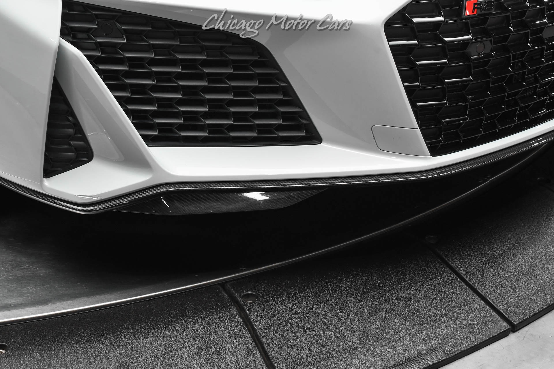 Used-2020-Audi-R8-52-quattro-V10-performance-Spyder-B-O-Sound-Tons-of-Carbon-Fiber