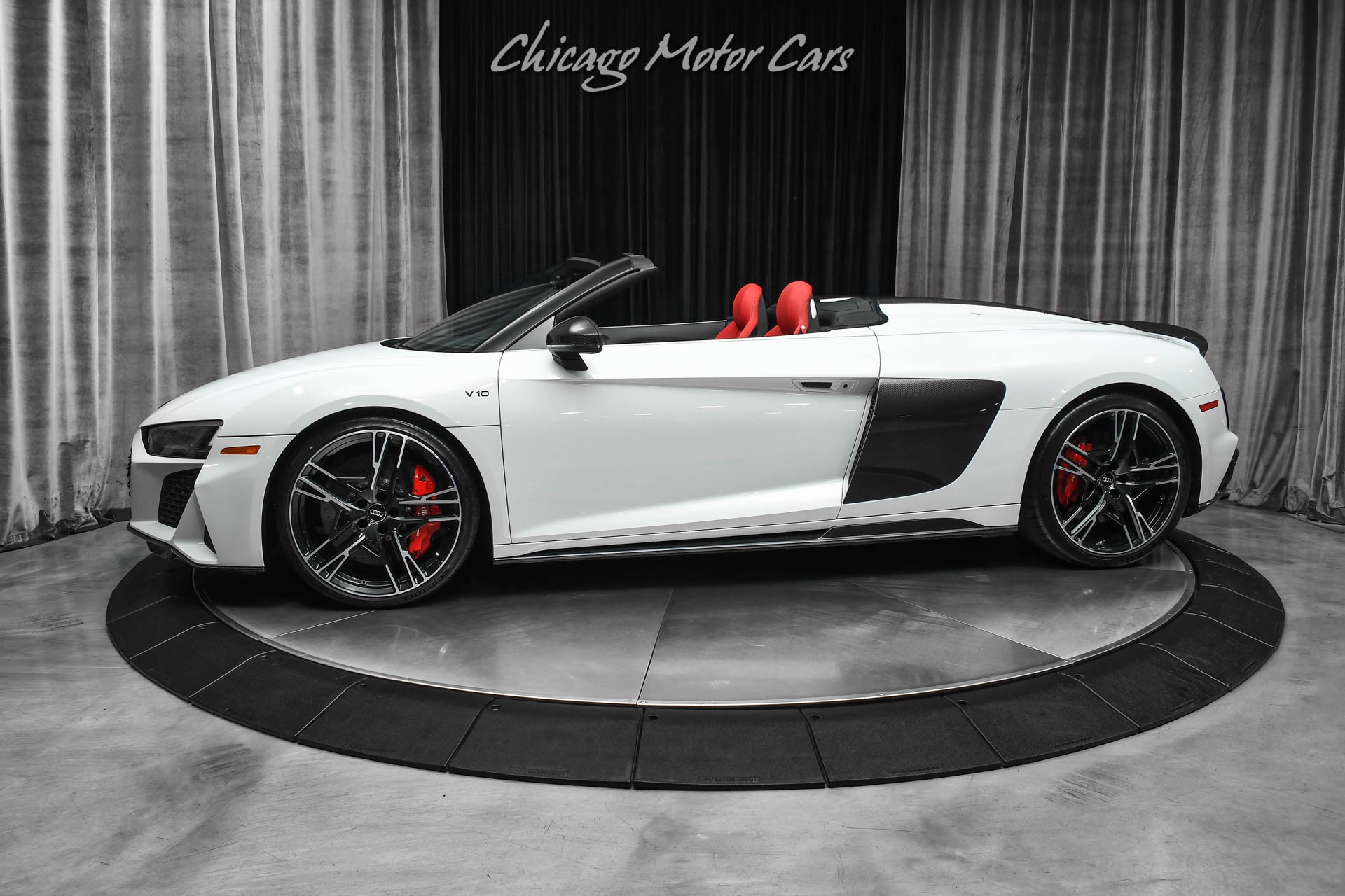 Used-2020-Audi-R8-52-quattro-V10-performance-Spyder-B-O-Sound-Tons-of-Carbon-Fiber