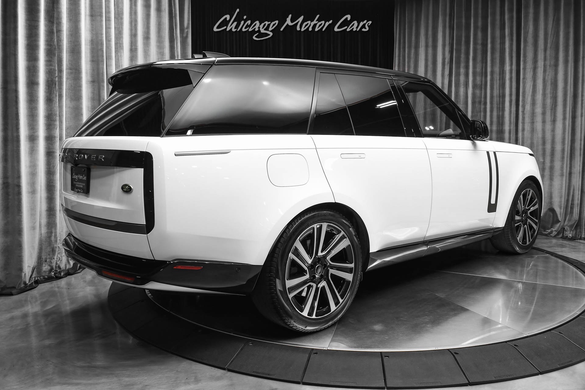 Used-2023-Land-Rover-Range-Rover-P530-SE-SUV-Technology-Pkg-ONLY-15k-Miles-STUNNING-Color-Combo-Pano-Roof