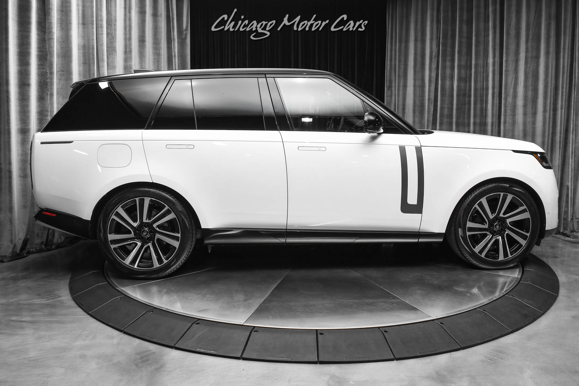 Used-2023-Land-Rover-Range-Rover-P530-SE-SUV-Technology-Pkg-ONLY-15k-Miles-STUNNING-Color-Combo-Pano-Roof