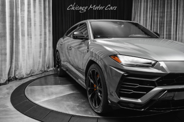 Used-2021-Lamborghini-Urus-Grigio-Telesto-B-O-3D-SURROUND-Park-Asst-Pkg-Taigete-Wheels-Panoroof