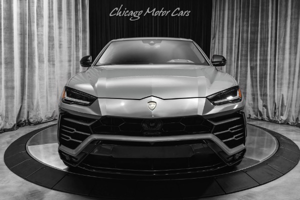 Used-2021-Lamborghini-Urus-Grigio-Telesto-B-O-3D-SURROUND-Park-Asst-Pkg-Taigete-Wheels-Panoroof