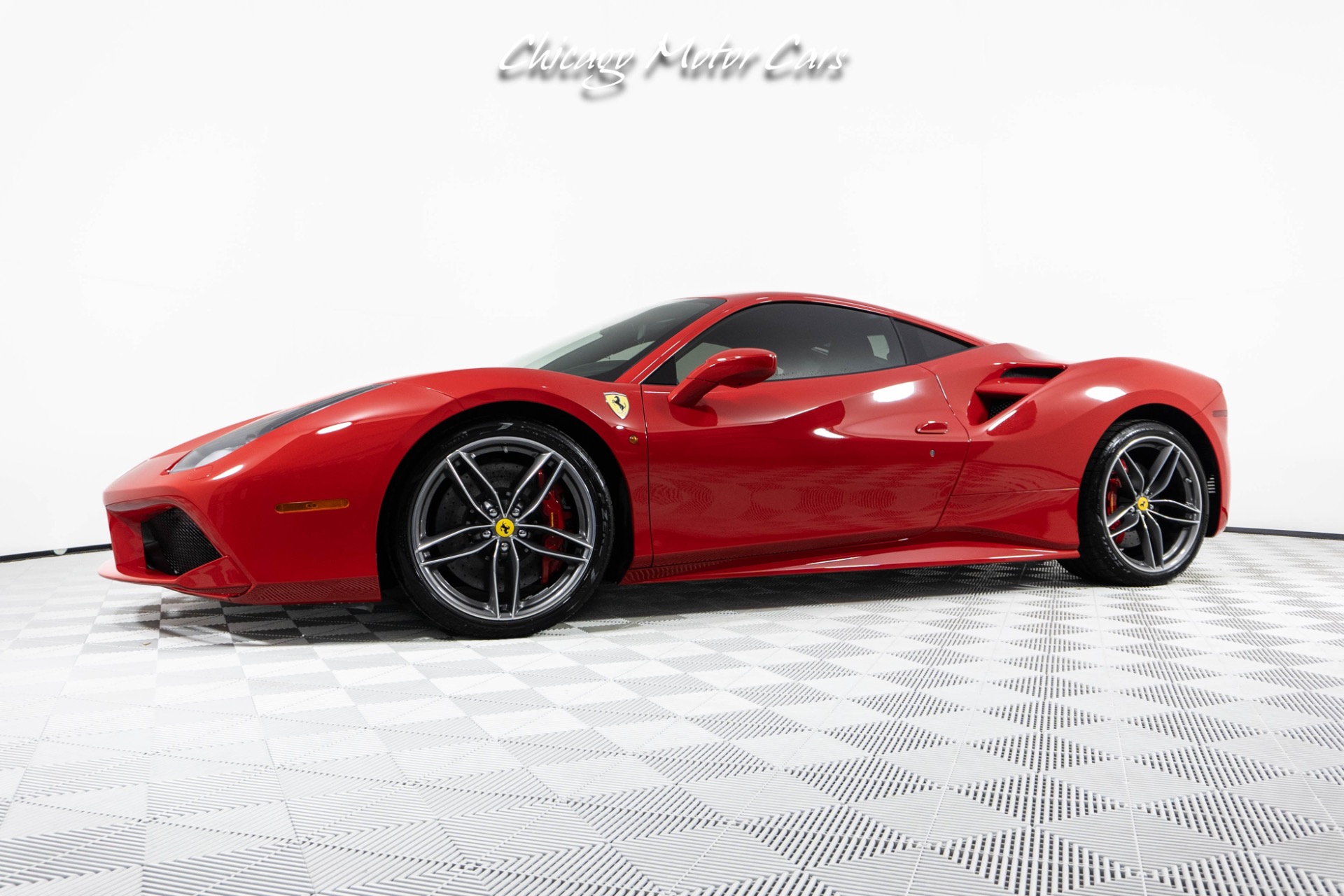 2017 Ferrari 488 GTB Base photo 1