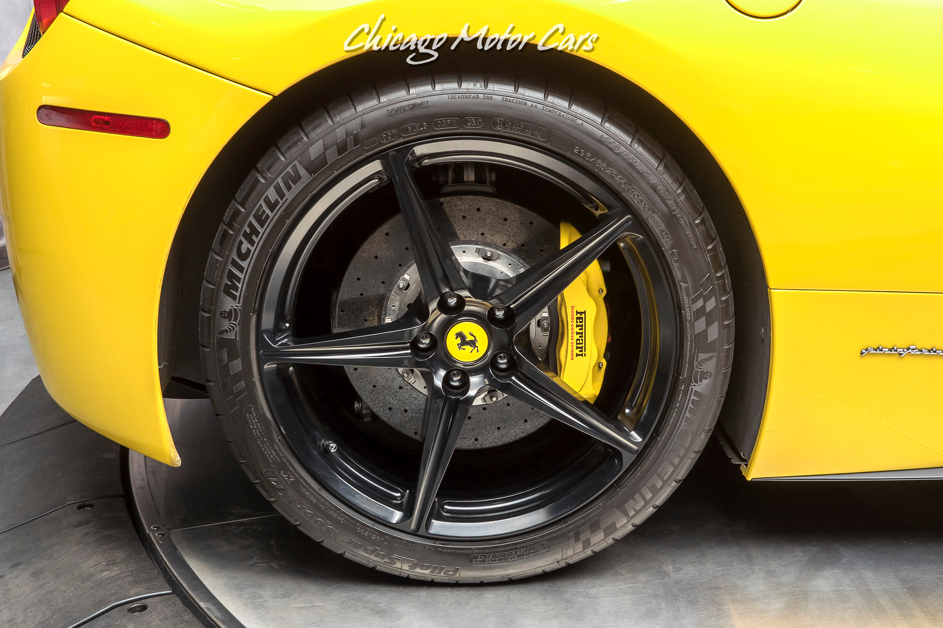 Used-2010-Ferrari-458-Italia-Coupe-Carbon-Fiber-Optioned-Extremely-Well
